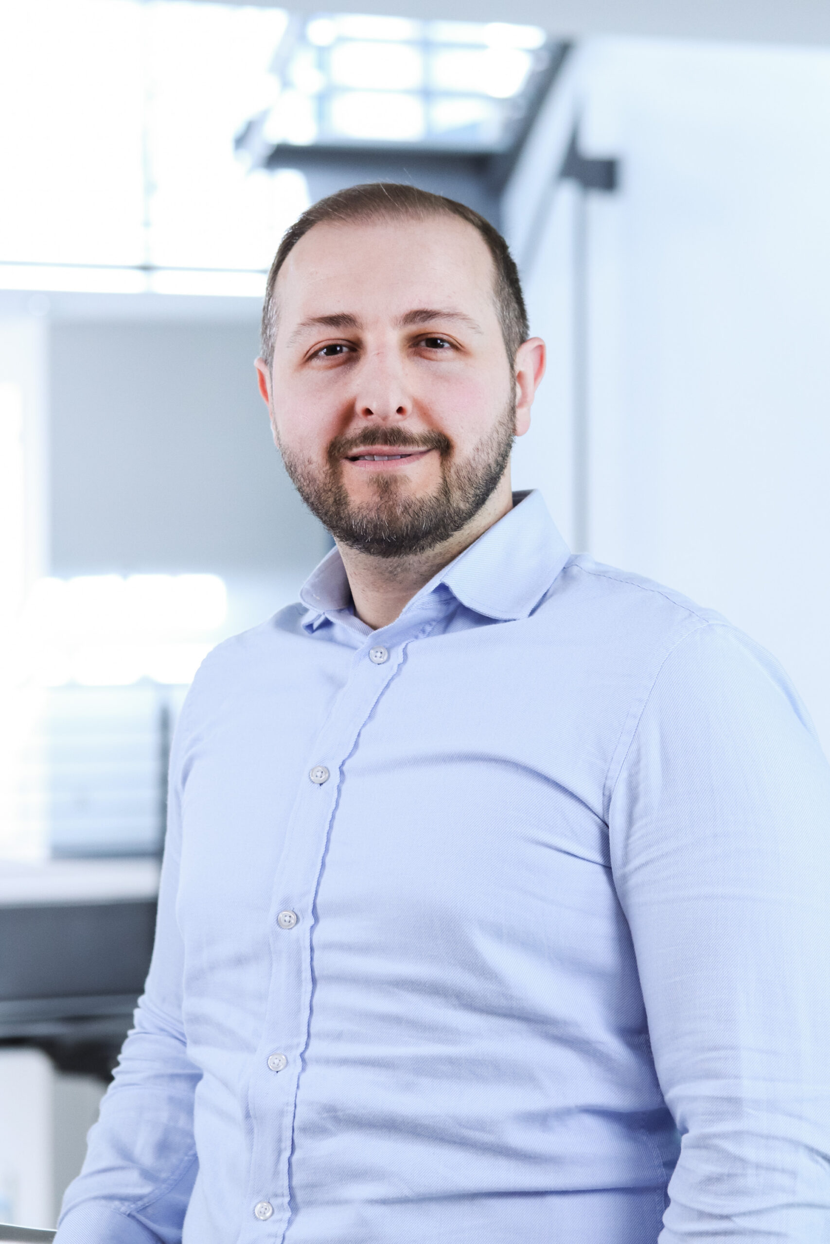 portrait of Sami Murati, Senior Business Manager at Brandenburg Labs